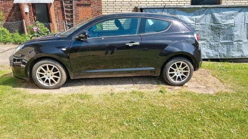 Schwarz Gebraucht 2009 Alfa Romeo MiTo Kleinwagen | 2.300 € (Guter Preis) - Bild 1/4