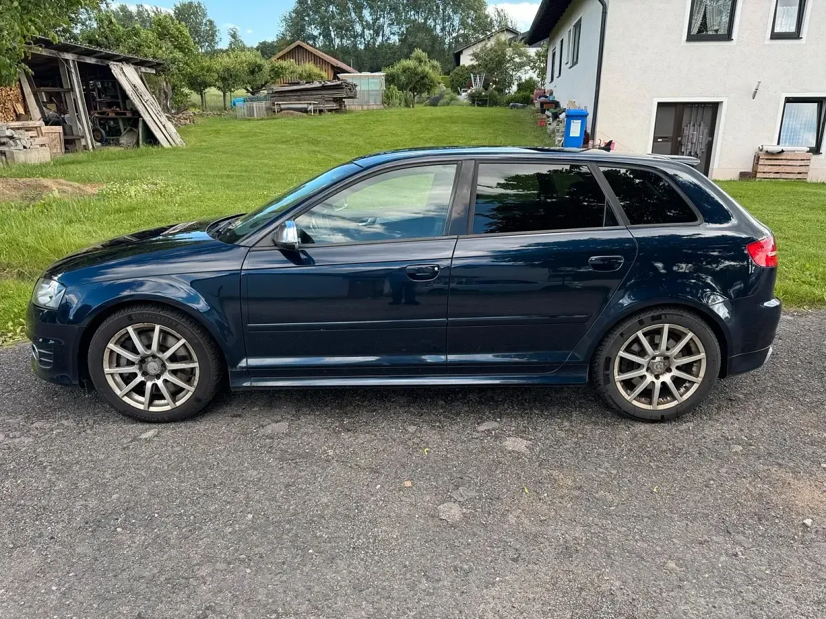 Gebraucht Audi S3 265 PS (194 kW) 2011 Blau Kleinwagen