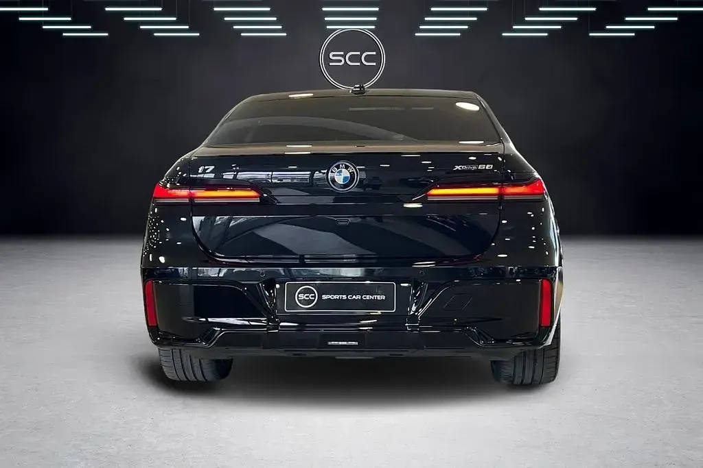 Gebraucht BMW i7 Executive 400 kW (544 PS) 2024 Schwarz Limousine