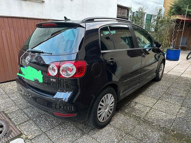 Gebraucht VW Golf Plus Cross Life 105 PS (77 kW) 2014 Schwarz Van / Kleinbus