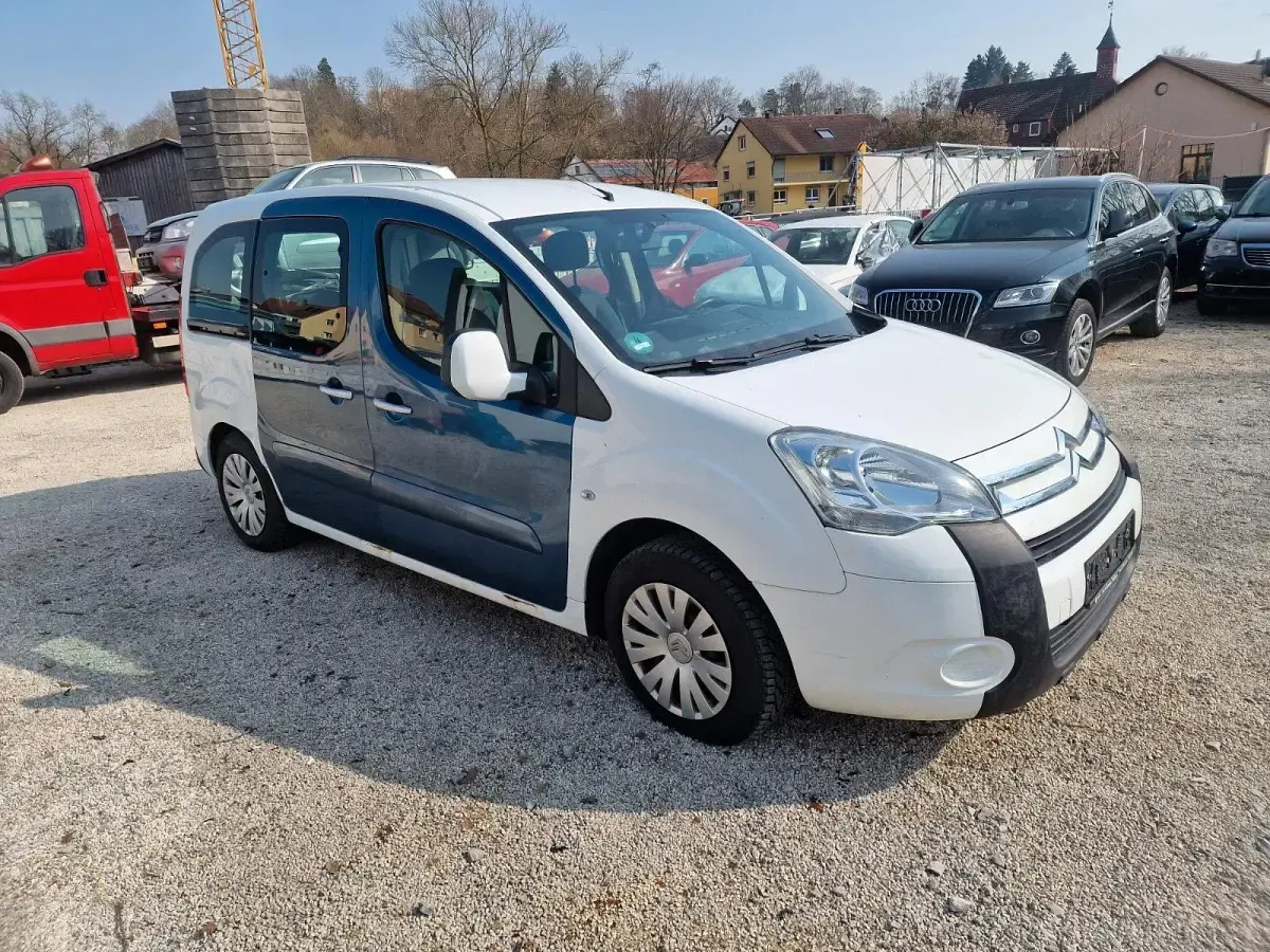 Gebraucht Citroën Berlingo 89 PS (65 kW) 2010 Weiß Van / Kleinbus