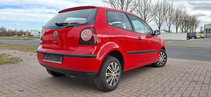 Gebraucht VW Polo Trendline 80 PS (58 kW) 2009 Rot Kleinwagen