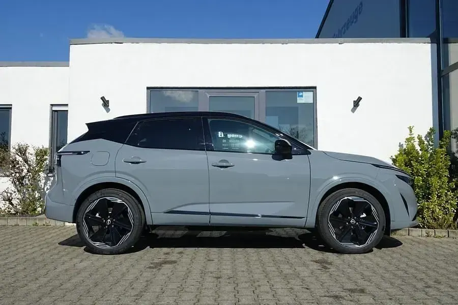 Neu Nissan Qashqai 158 PS (116 kW) 2026 Grau SUV
