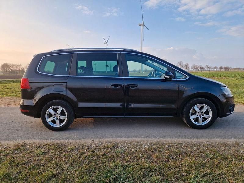 Gebraucht Seat Alhambra Reference 140 PS (102 kW) 2014 Schwarz Van / Kleinbus