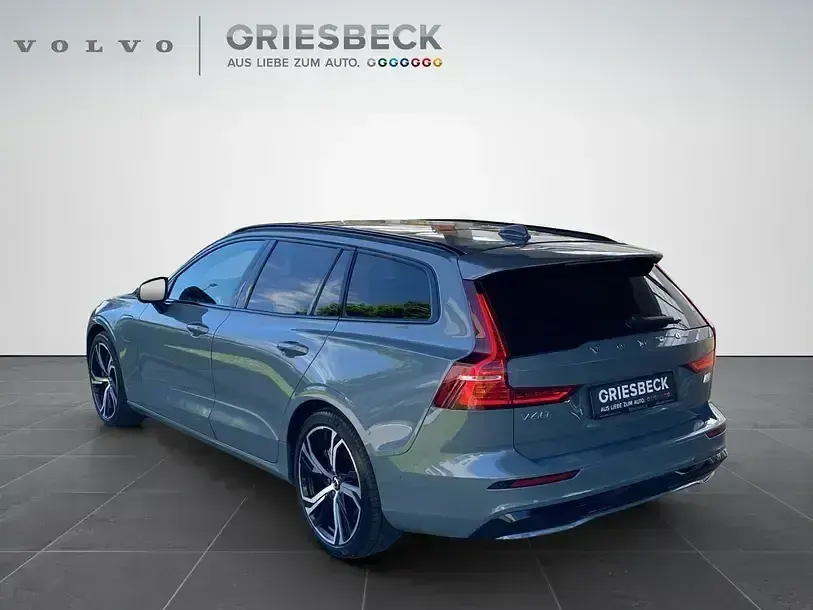 Gebraucht Volvo V60 Ultimate 455 PS (334 kW) 2023 Grau Kombi