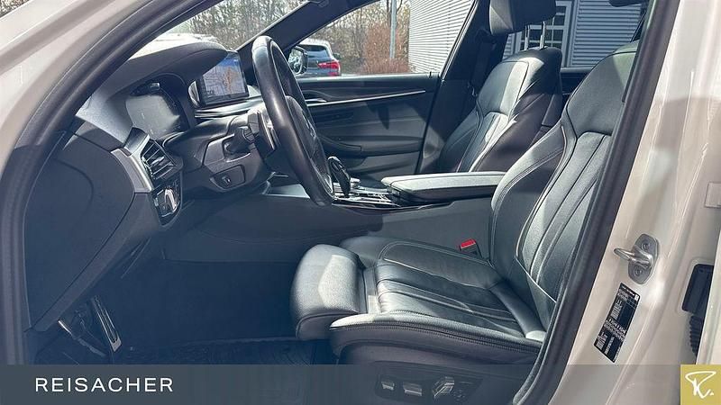 Gebraucht BMW 530 Efficient Dynamics 286 PS (210 kW) 2023 Alpinweiß uni Kombi