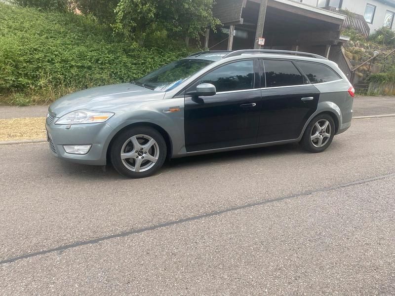 Gebraucht Ford Mondeo 175 PS (128 kW) 2009 Silber Kombi