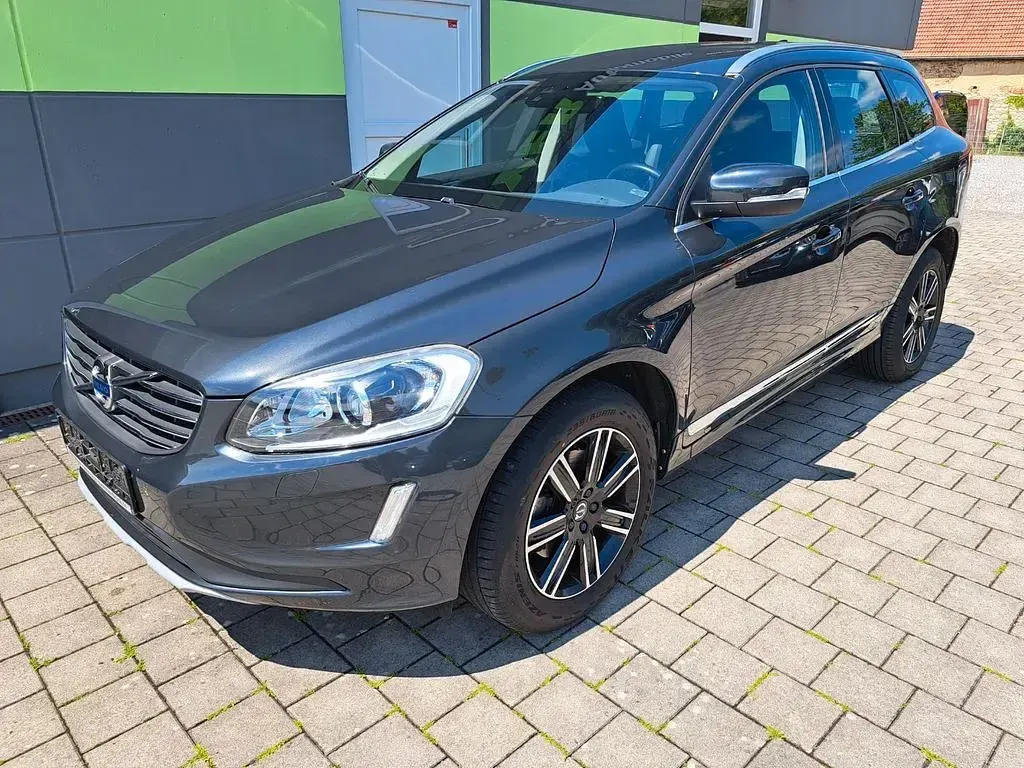Gebraucht Volvo XC60 Summum 150 PS (110 kW) 2017 Grau SUV
