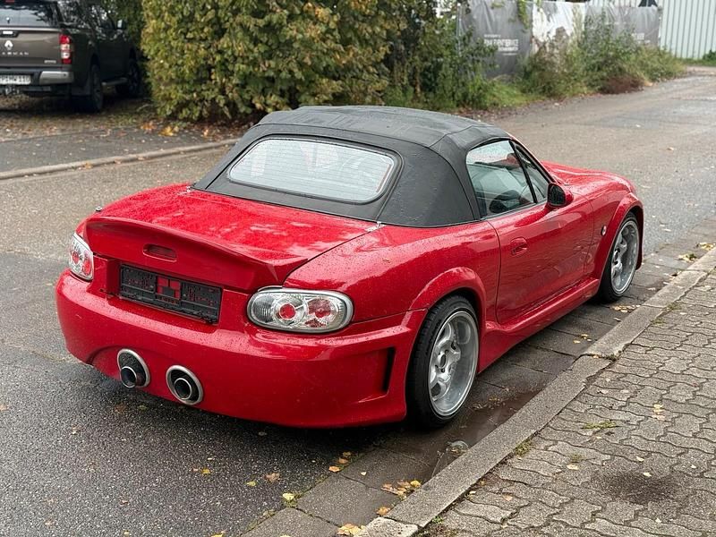 Rot Gebraucht 2001 Mazda MX5 Cabrio | 4.100 € (Superpreis) - Bild 1/4
