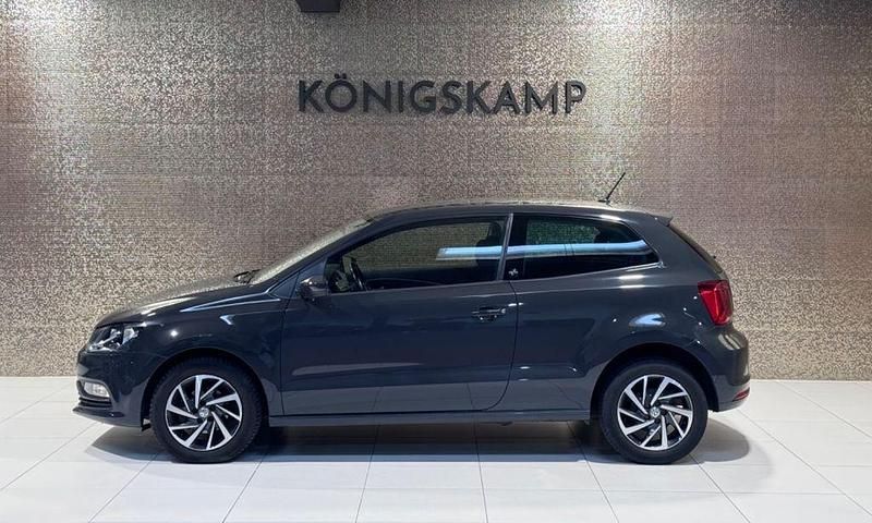 Gebraucht VW Polo Sound 75 PS (55 kW) 2017 Grau Limousine