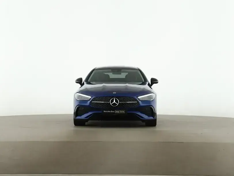 Gebraucht Mercedes CLE220 AMG 197 PS (144 kW) 2025 Blau Coupé