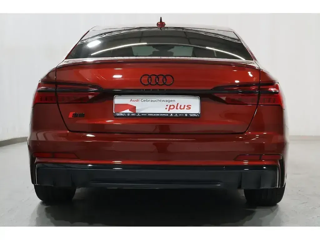 Używany Audi S6 Ambiente 253 KM (186 kW) 2025 Czerwony Sedan/Limuzyna