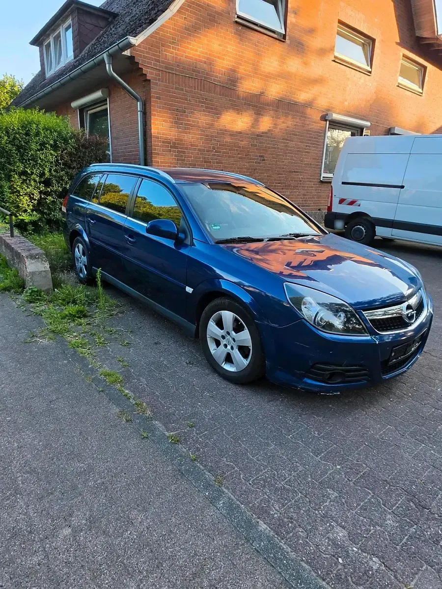 Gebraucht Opel Vectra 125 PS (91 kW) 2008 Blau Kombi
