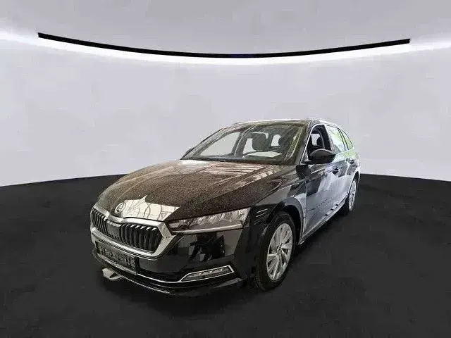 Usata Skoda Octavia Style 150 CV (110 kW) 2024 Nero Station wagon