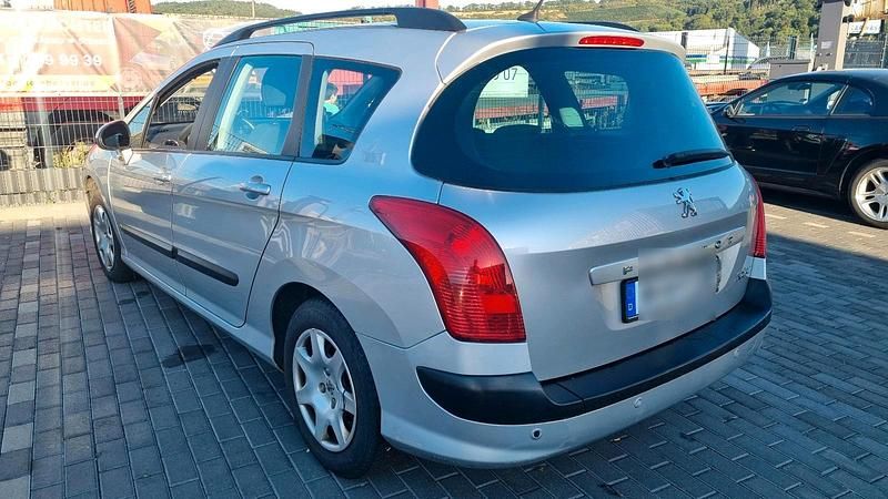 Silber Gebraucht 2008 Peugeot 308 SW Limousine | 2.400 € - Bild 1/4