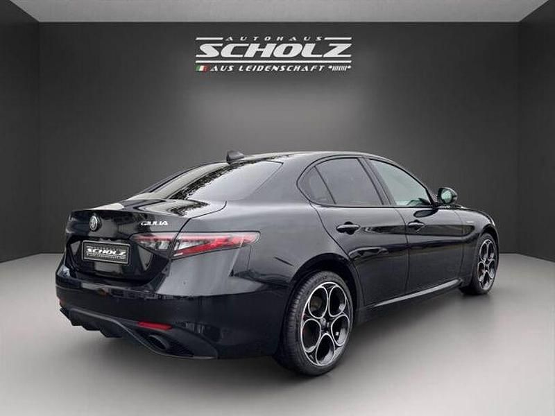 Gebraucht Alfa Romeo Giulia Veloce 280 PS (205 kW) 2024 Nero vulcano, metallic Limousine
