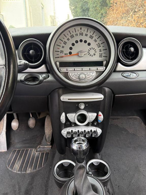 Gebraucht Mini Cooper Cabriolet 122 PS (89 kW) 2009 Braun Cabrio