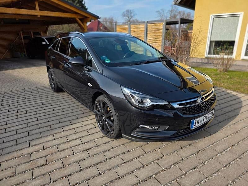Gebraucht Opel Astra 160 PS (117 kW) 2016 Schwarz Kombi
