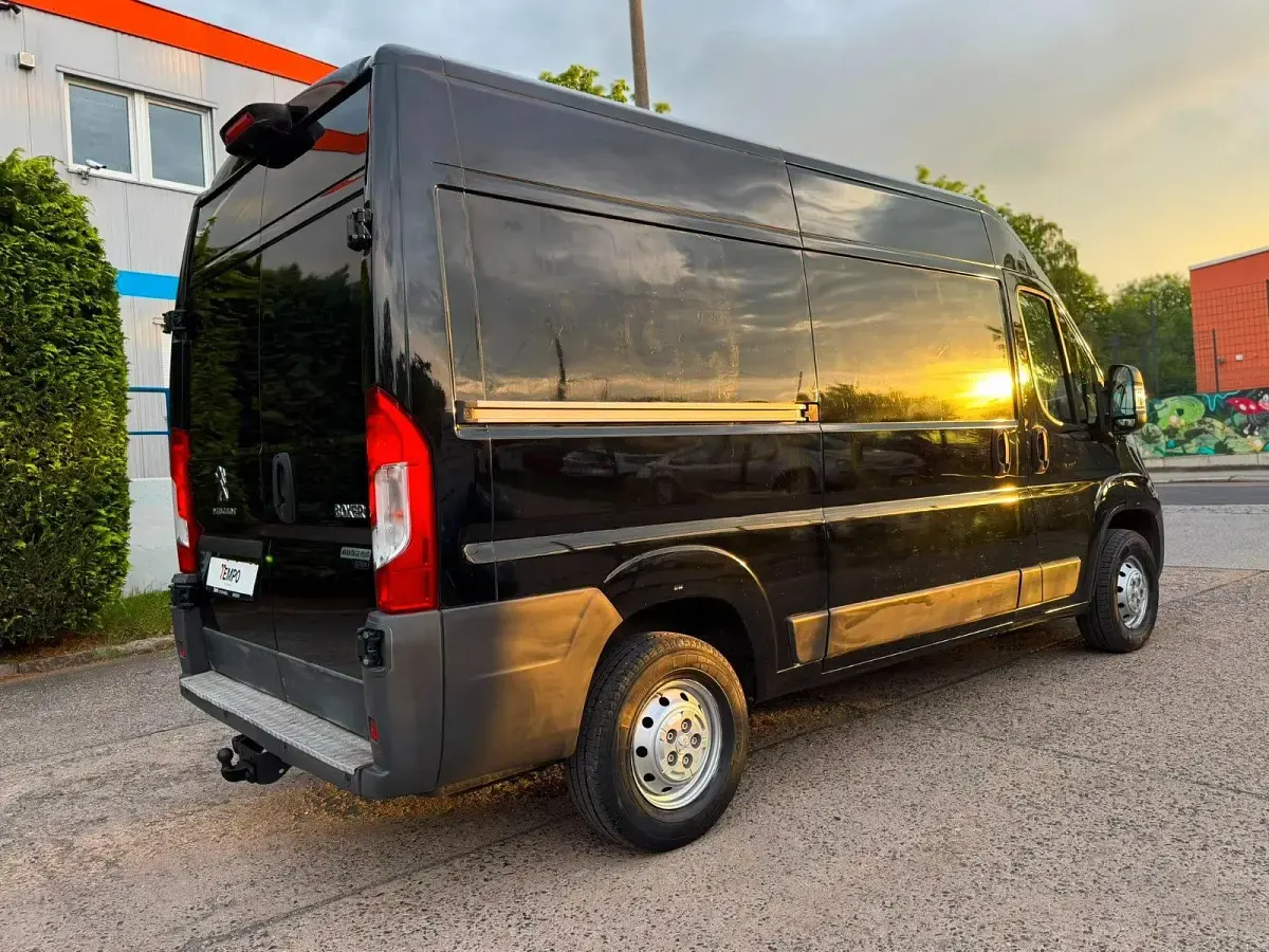 Gebraucht Peugeot Boxer 130 PS (95 kW) 2017 Schwarz Van