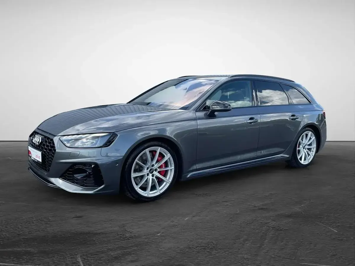 Gebraucht Audi RS4 Comfort 450 PS (330 kW) 2023 Daytonagrau perleffekt Kombi