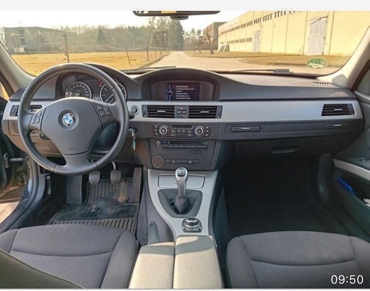 Second-hand BMW 318 Performance 143 CP (105 kW) 2009 Negru Break