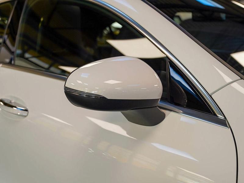 Gebraucht Mercedes CLA250e AMG line 163 PS (119 kW) 2024 Polarweiß Limousine