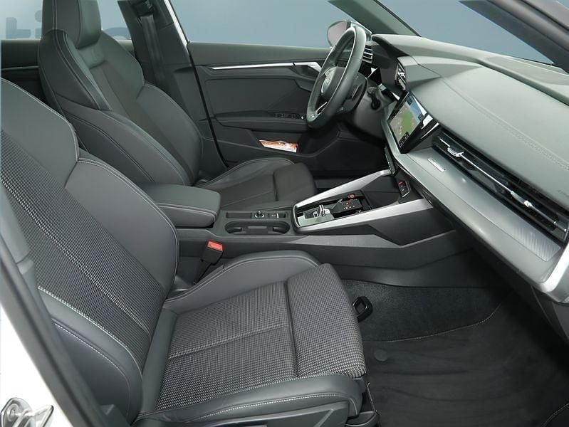 Gebraucht Audi S3 Sportback 310 PS (228 kW) 2024 Weiß Kleinwagen