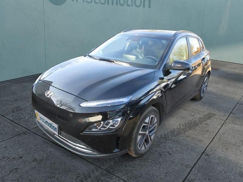 Schwarz Gebraucht 2022 Hyundai Kona SUV | 21.399 € (Etwas zu teuer) - Bild 1/4