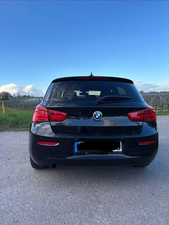Gebraucht BMW 116 Advantage 109 PS (80 kW) 2016 Schwarz Kleinwagen