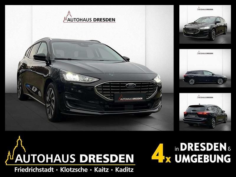 Obsidianschwarz metallic Gebraucht 2025 Ford Focus Titanium Kombi | 22.990 € (Superpreis) - Bild 1/4