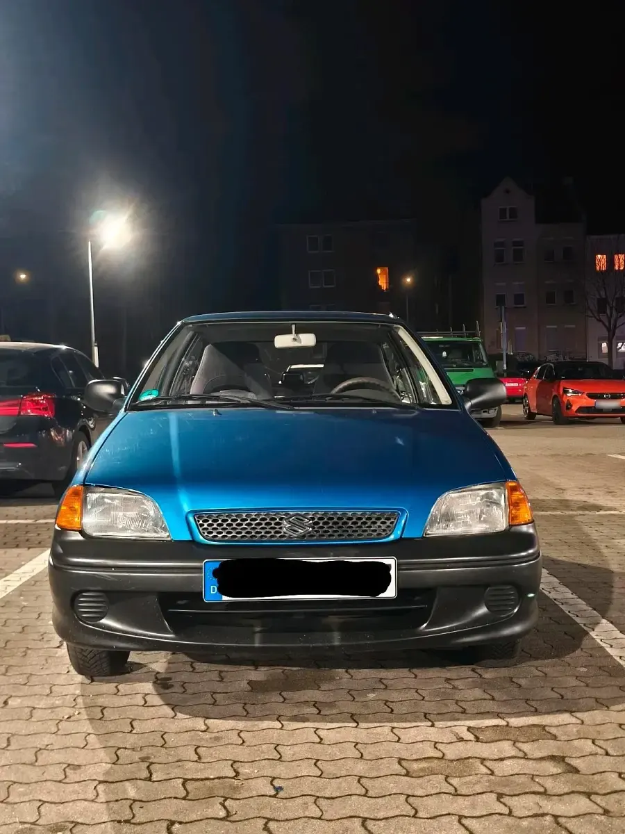 Usata Suzuki Swift 53 CV (38 kW) 2003 Blu Utilitaria