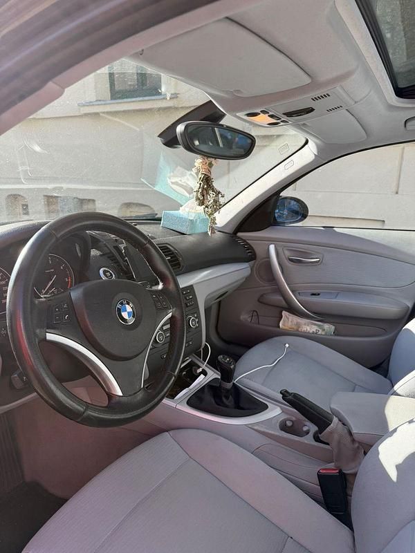 Grau Gebraucht 2007 BMW 120 Kleinwagen | 3.500 € (Guter Preis) - Bild 1/4