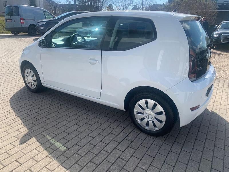 Gebraucht VW up! Basis 65 PS (47 kW) 2021 Weiß Kleinwagen