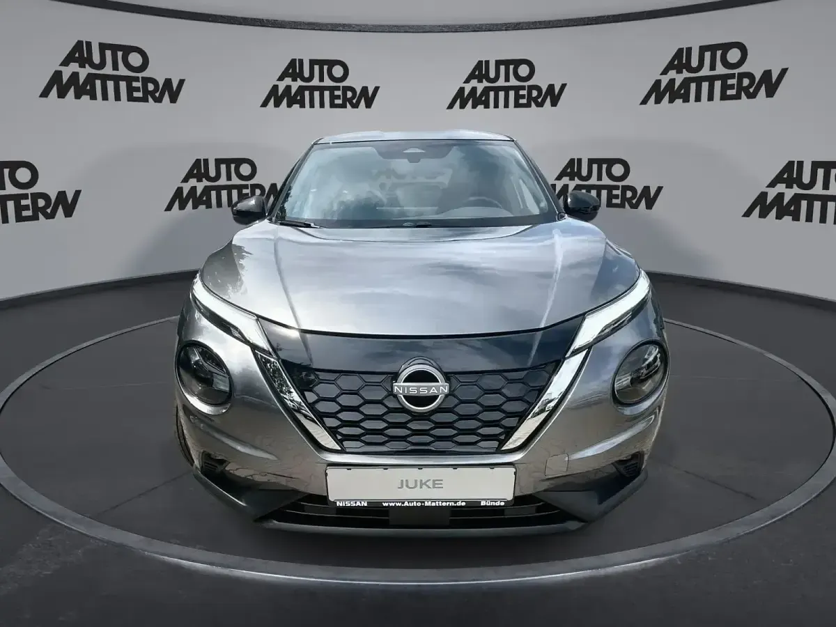 Neu Nissan Juke N-Connecta 143 PS (105 kW) 2026 Grau SUV