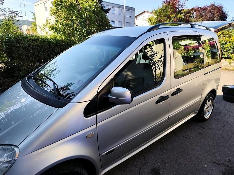 Gebraucht Mercedes Vaneo 75 PS (55 kW) 2002 Grau Van / Kleinbus