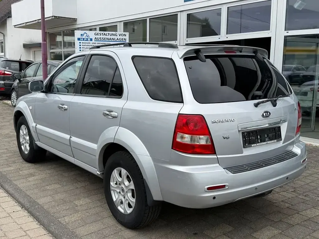 Używany Kia Sorento 194 KM (142 kW) 2006 Srebrny SUV