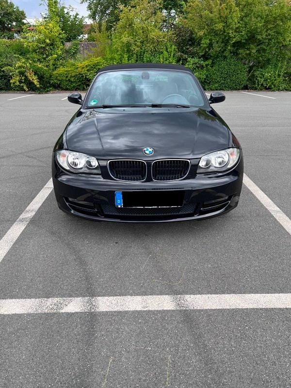Schwarz Gebraucht 2009 BMW 118 Cabriolet Cabrio | 7.300 € (Fairer Preis) - Bild 1/4