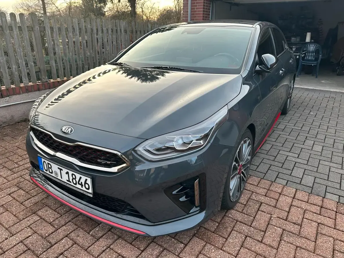 Używany Kia ProCeed GT 204 KM (150 kW) 2018 Szary Kombi