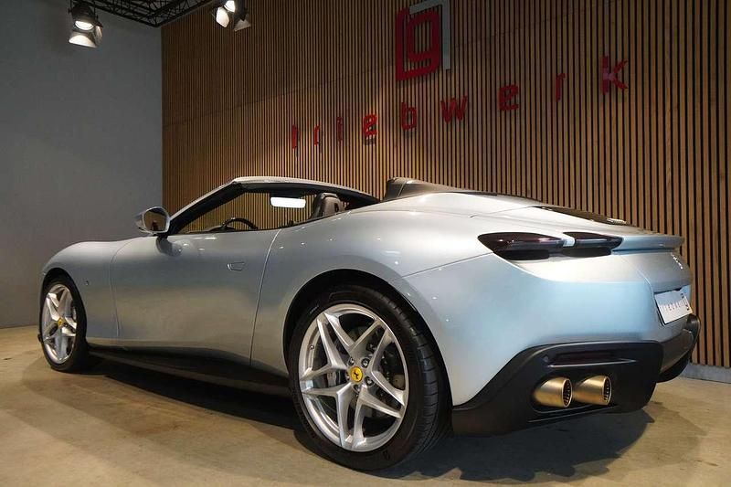 Gebraucht Ferrari Roma 620 PS (456 kW) 2024 Grigio alloy Cabrio