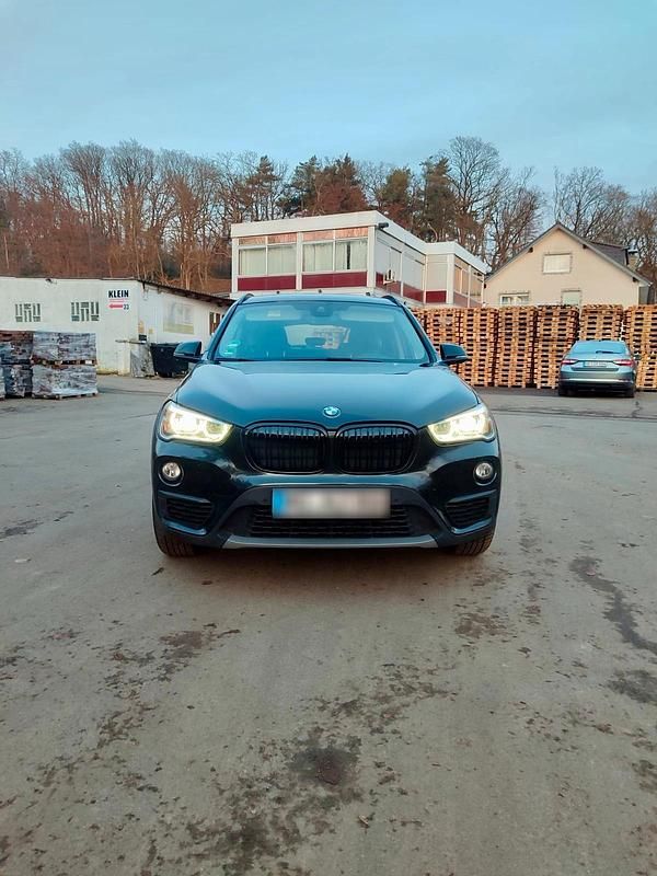 Second-hand BMW X1 150 CP (110 kW) 2018 Negru SUV