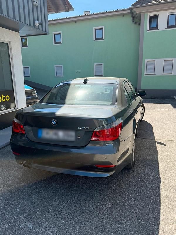 Usata BMW 520 170 CV (125 kW) 2004 Grigio Berlina