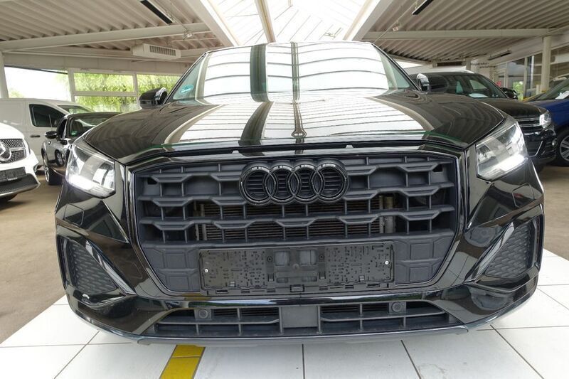 Schwarz Gebraucht 2022 Audi Q2 Advanced SUV | 20.490 € (Fairer Preis) - Bild 1/4