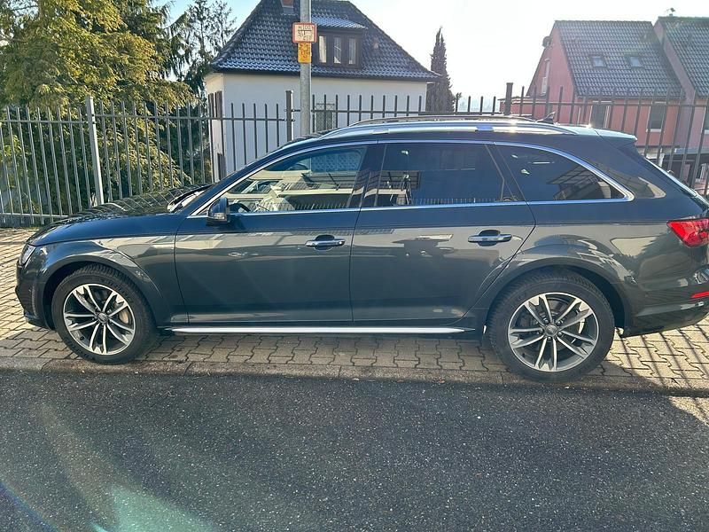 Gebraucht Audi A4 Allroad Comfort 272 PS (200 kW) 2017 Grau Kombi