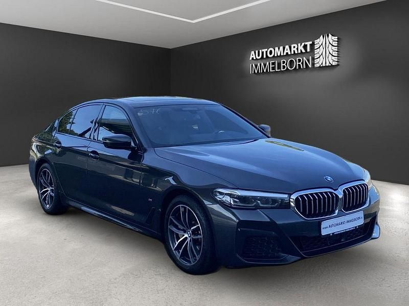 Sophistograu Gebraucht 2023 BMW 530 M Sport Limousine | 39.890 € (Etwas zu teuer) - Bild 1/4