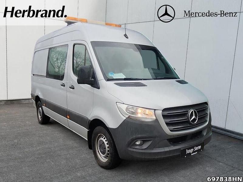 Gebraucht Mercedes Sprinter 150 PS (110 kW) 2023 Silber Van