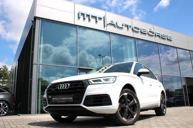 Gletscherweiß metallic Gebraucht 2019 Audi Q5 Design SUV | 32.900 € (Fairer Preis) - Bild 1/4
