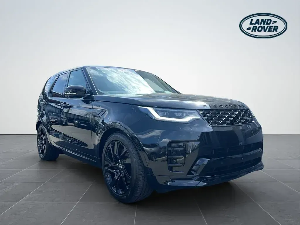 Neu Land Rover Discovery 5 SE Dynamic 349 PS (256 kW) 2026 Santorini black SUV