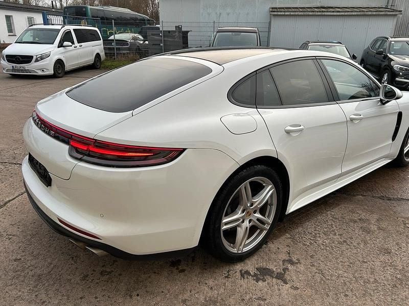 Gebraucht Porsche Panamera 4S 420 PS (308 kW) 2017 Weiß Limousine