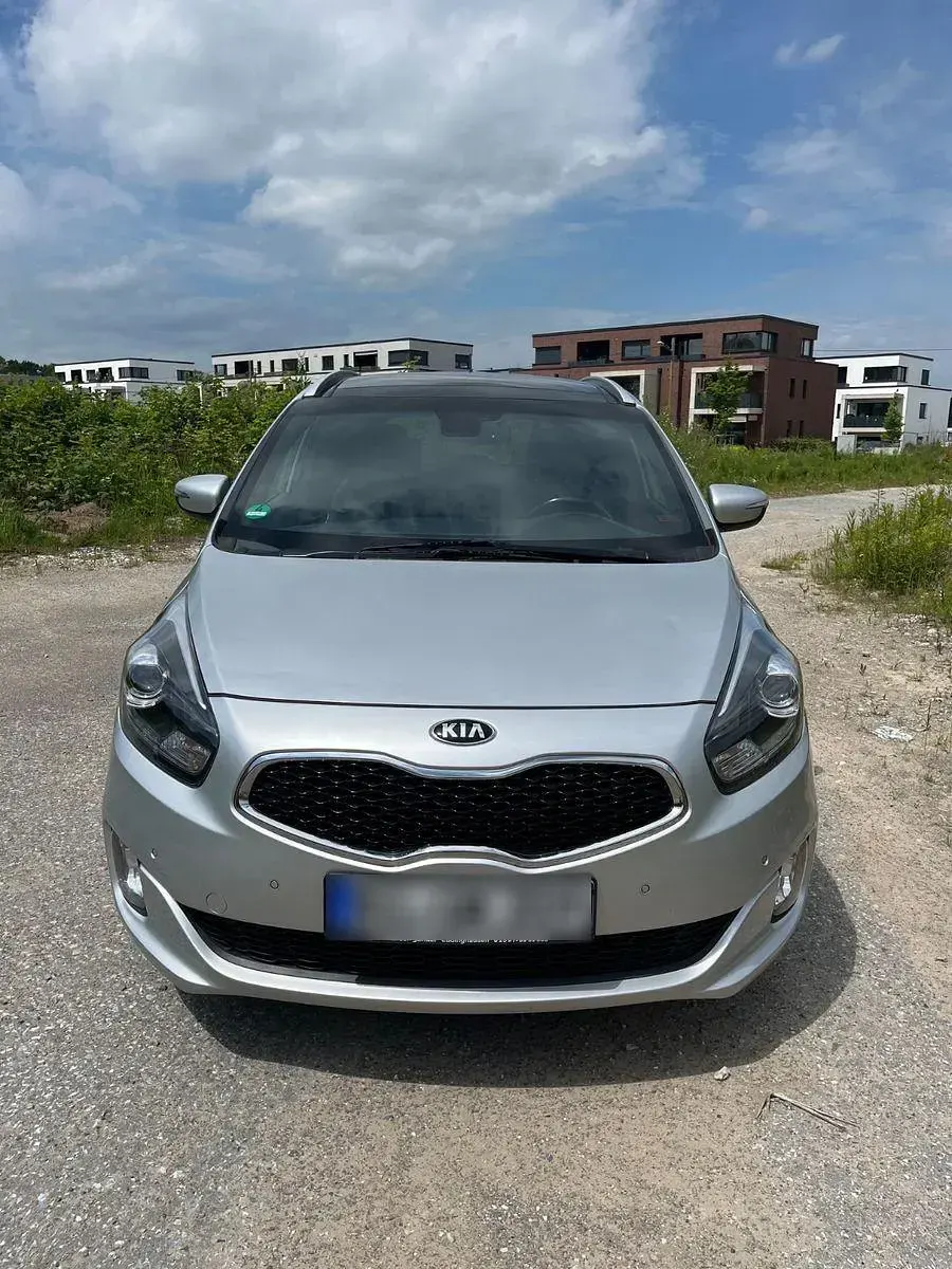 Gebraucht Kia Carens Spirit 136 PS (100 kW) 2013 Grau Van / Kleinbus