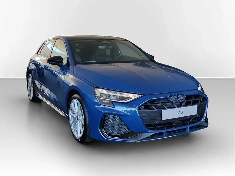 Ny Audi A3 S-Line 150 HK (110 kW) 2025 Blå Sedan